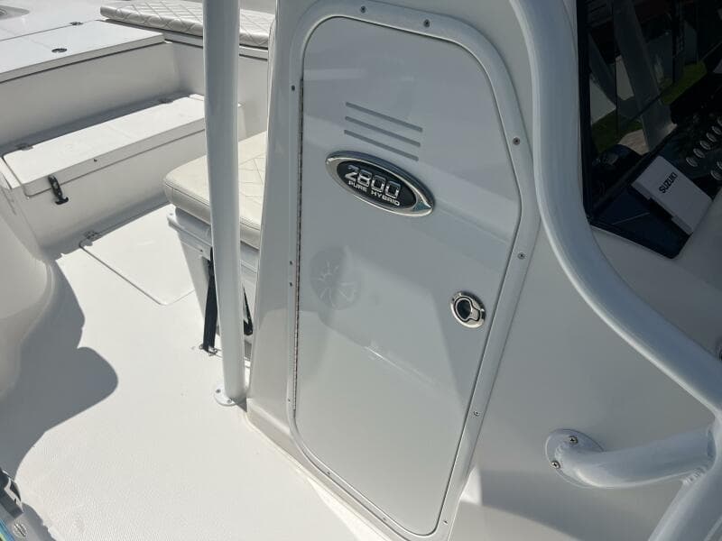 2019 Blue Wave 2800 Pure Hybrid