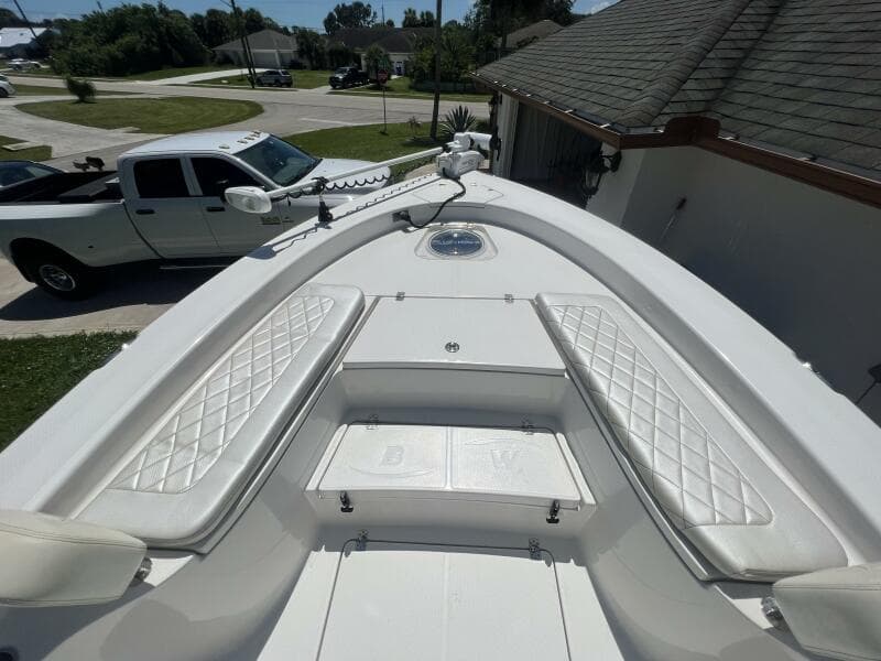 2019 Blue Wave 2800 Pure Hybrid