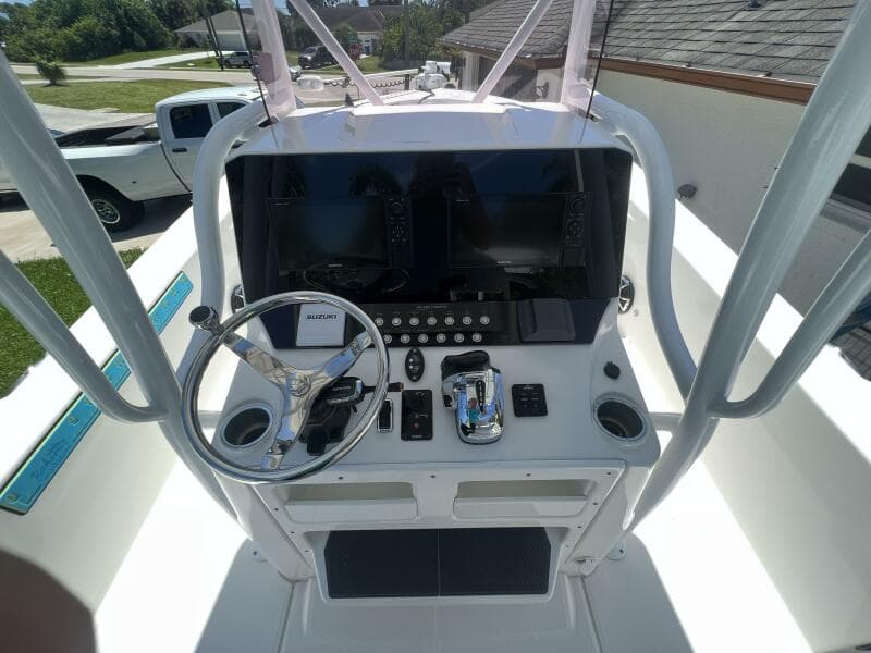 2019 Blue Wave 2800 Pure Hybrid