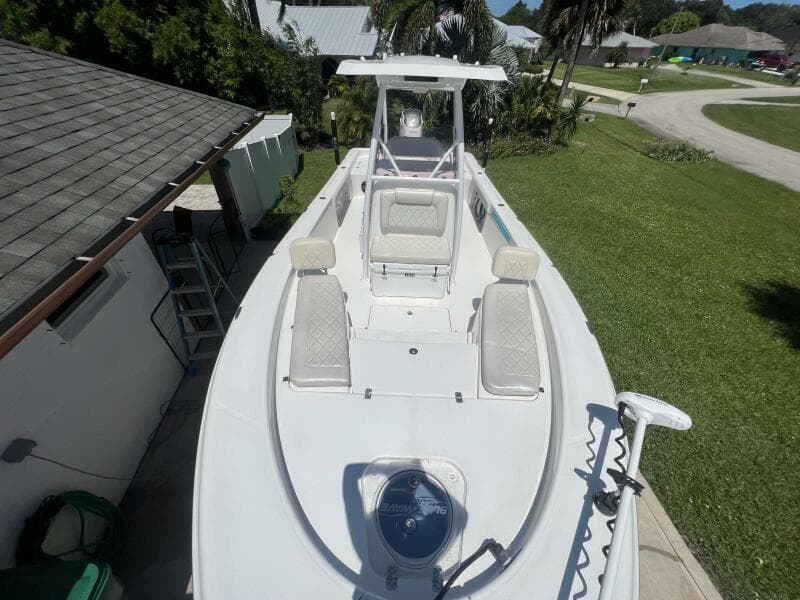 2019 Blue Wave 2800 Pure Hybrid