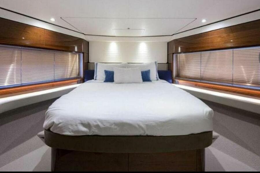 2019 Princess F62