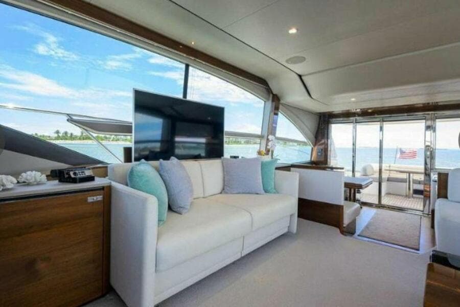 2019 Princess F62