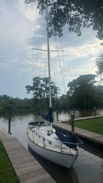 1981 Cape Dory 