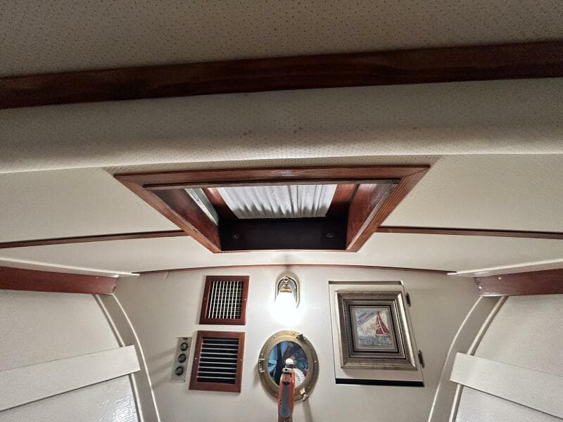 1962 Matthews 42 Double Cabin