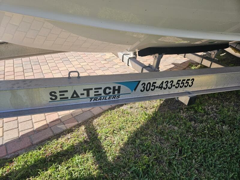 2021 Sea Hunt 