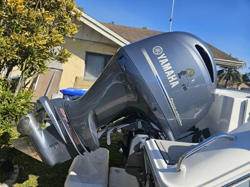 2021 Sea Hunt 