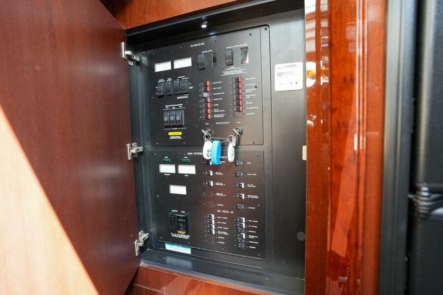 2010 Sea Ray 500 Sundancer