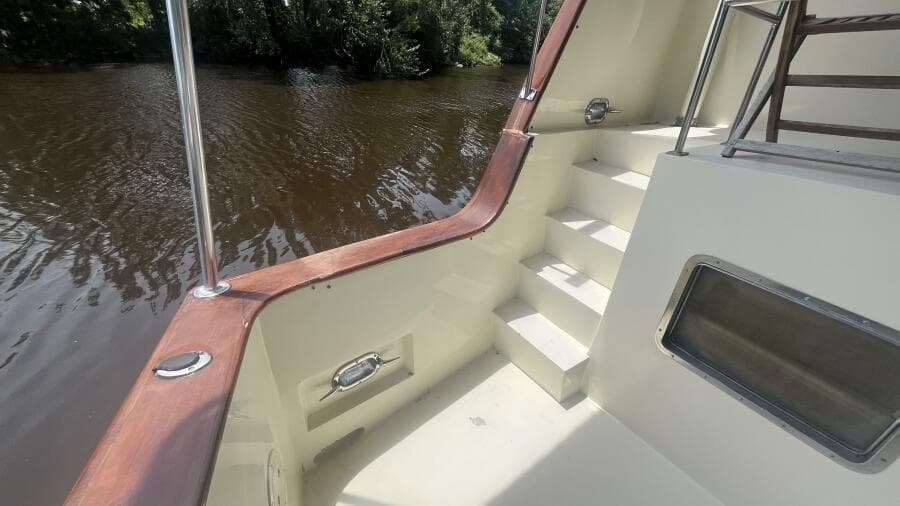 1986 Marine Trader Med Yacht 62 Yachtfish