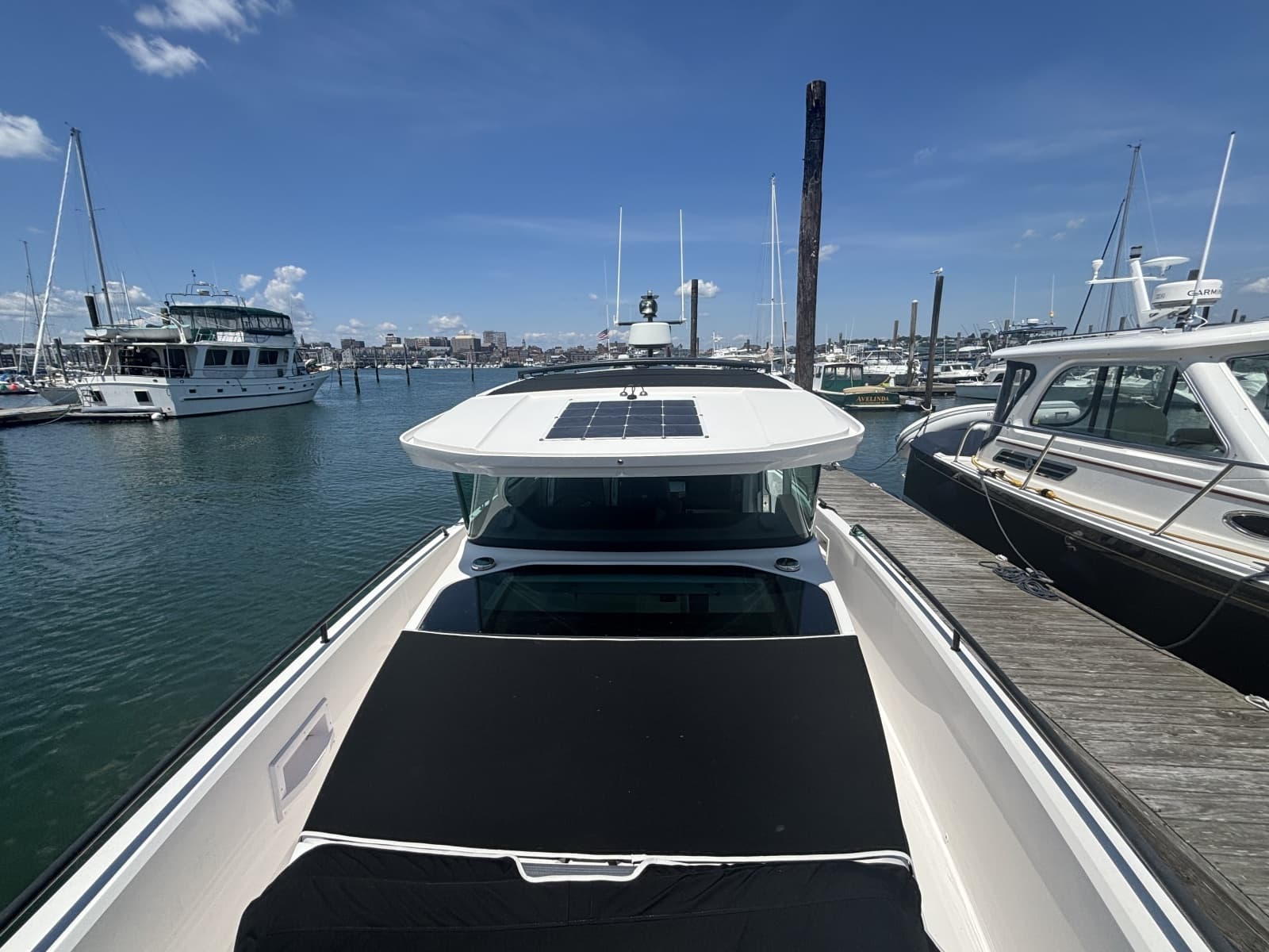 2020 Axopar 37 XC