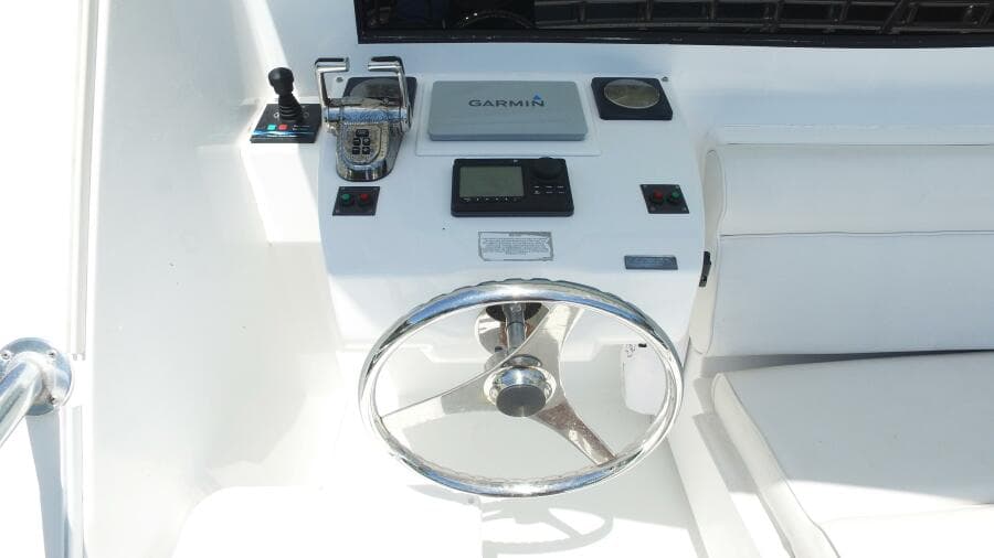 2006 Hatteras 68 Convertible