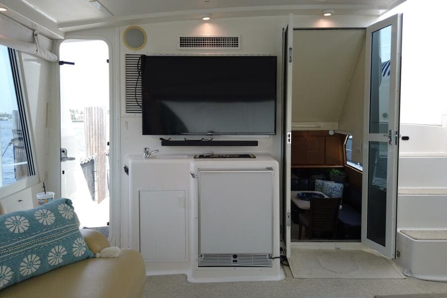 1999 Viking Motoryacht