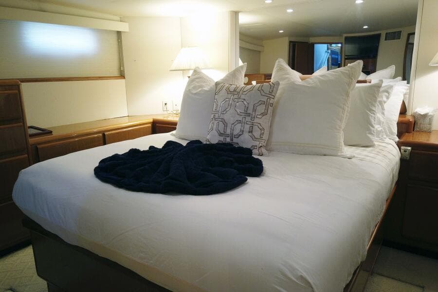 1999 Viking Motoryacht