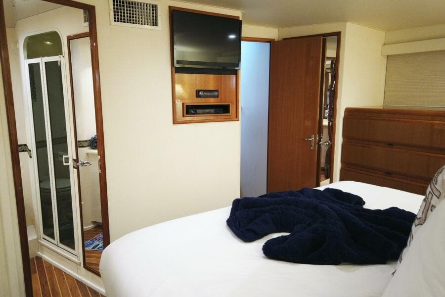 1999 Viking Motoryacht