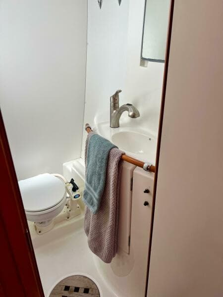 2002 Lagoon 410