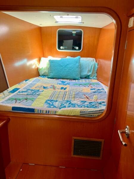 2002 Lagoon 410