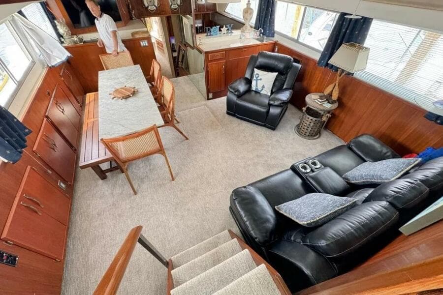 1986 Bertram 58 Flybridge Motor Yacht