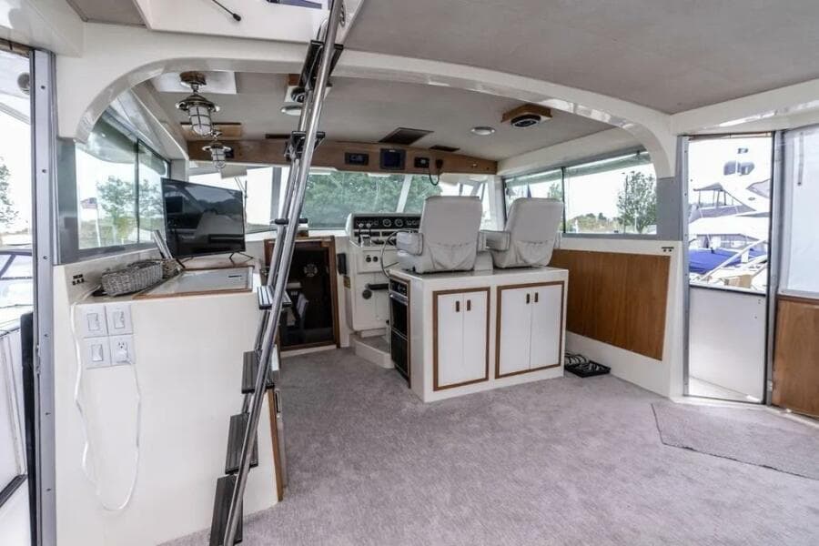 1986 Bertram 58 Flybridge Motor Yacht