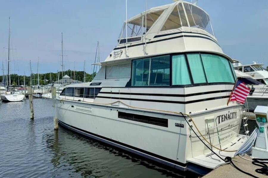 1986 Bertram 58 Flybridge Motor Yacht
