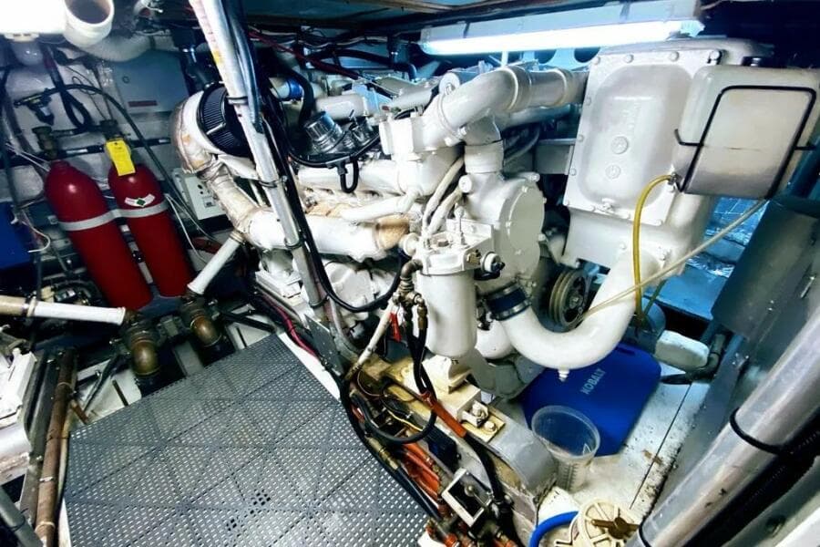 1986 Bertram 58 Flybridge Motor Yacht