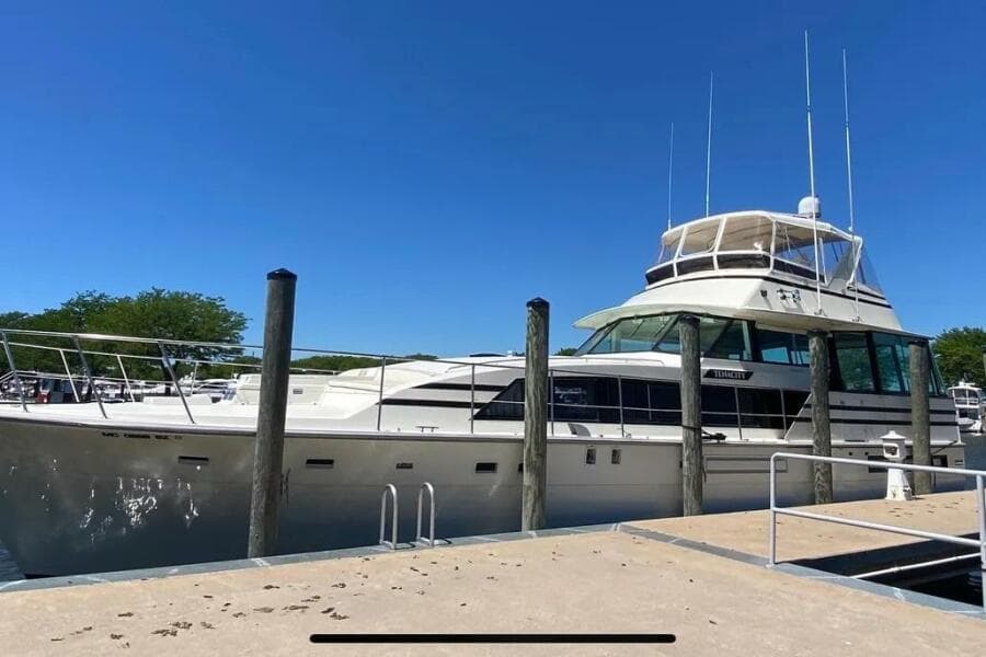 1986 Bertram 58 Flybridge Motor Yacht