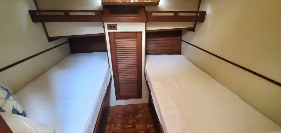 1997 Grand Banks Europa