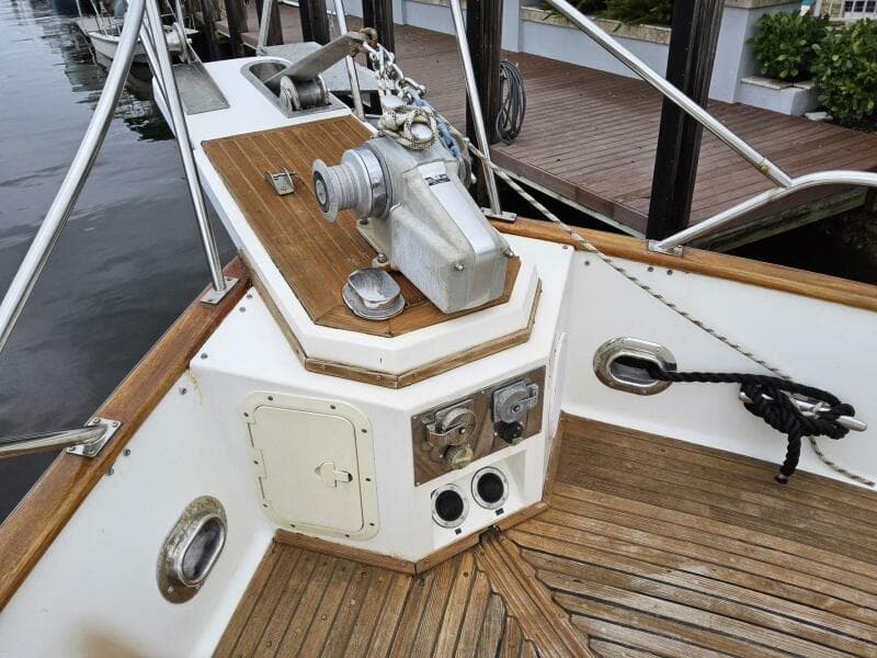 1997 Grand Banks Europa