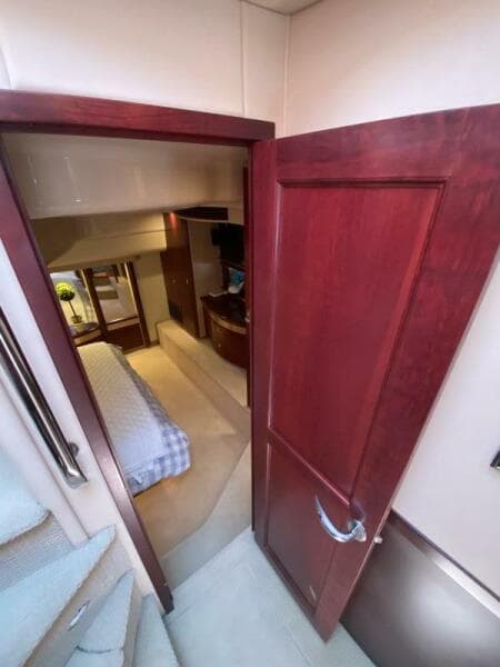 2006 Sea Ray 58 Sedan Bridge