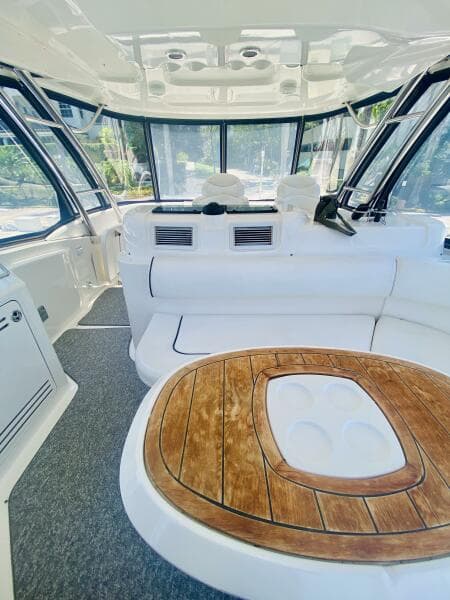 2006 Sea Ray 58 Sedan Bridge
