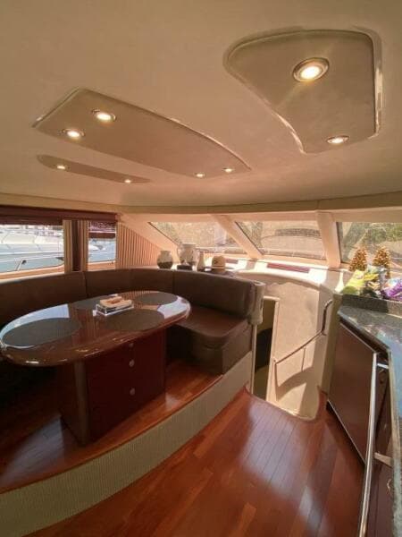 2006 Sea Ray 58 Sedan Bridge