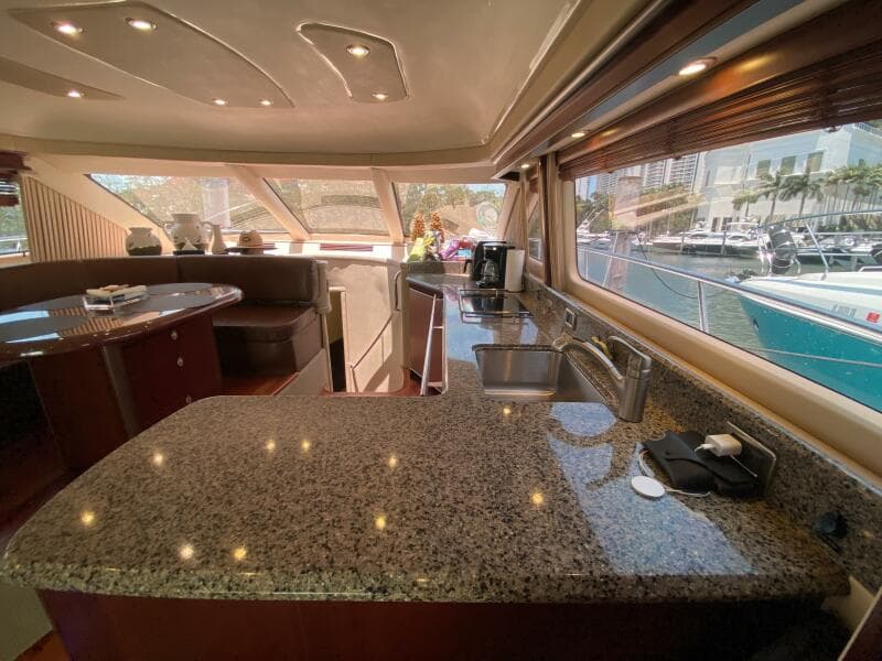 2006 Sea Ray 58 Sedan Bridge