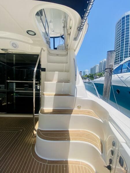 2006 Sea Ray 58 Sedan Bridge