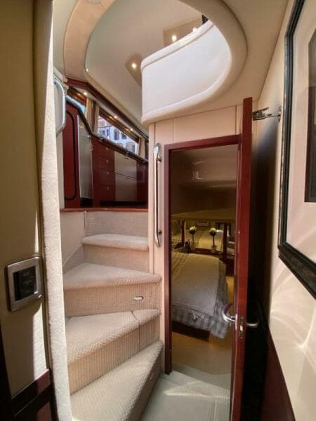 2006 Sea Ray 58 Sedan Bridge