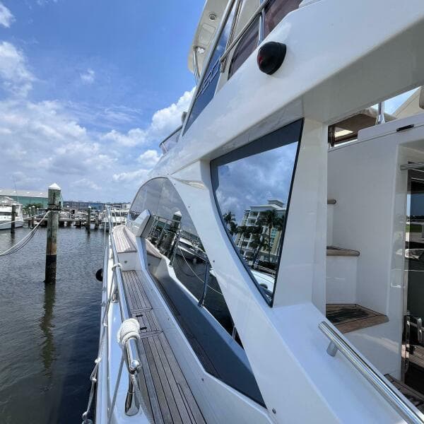 2015 Azimut 50 fly