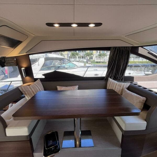 2015 Azimut 50 fly