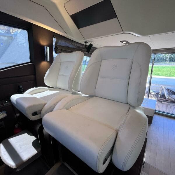 2015 Azimut 50 fly