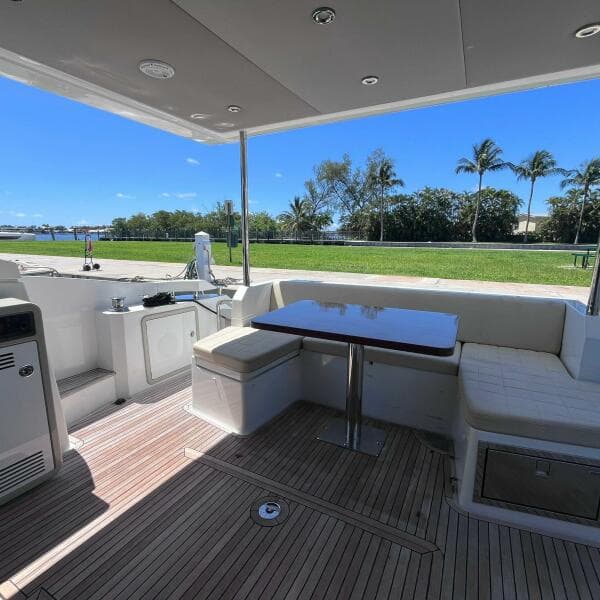 2015 Azimut 50 fly