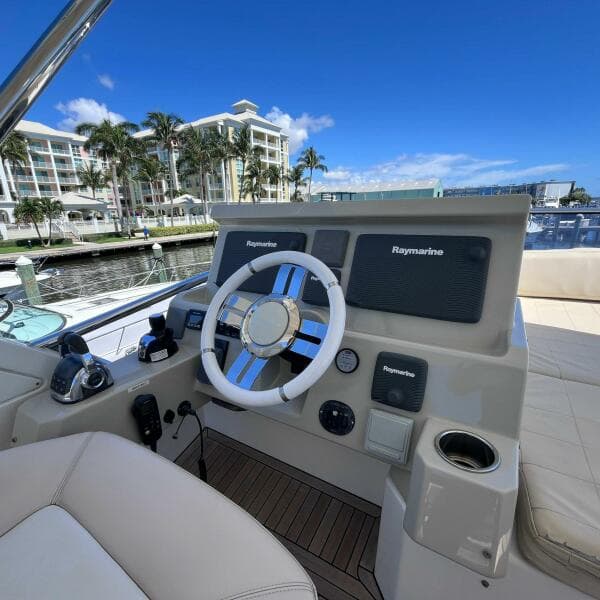 2015 Azimut 50 fly