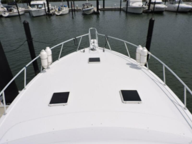 19 Helm View Bow