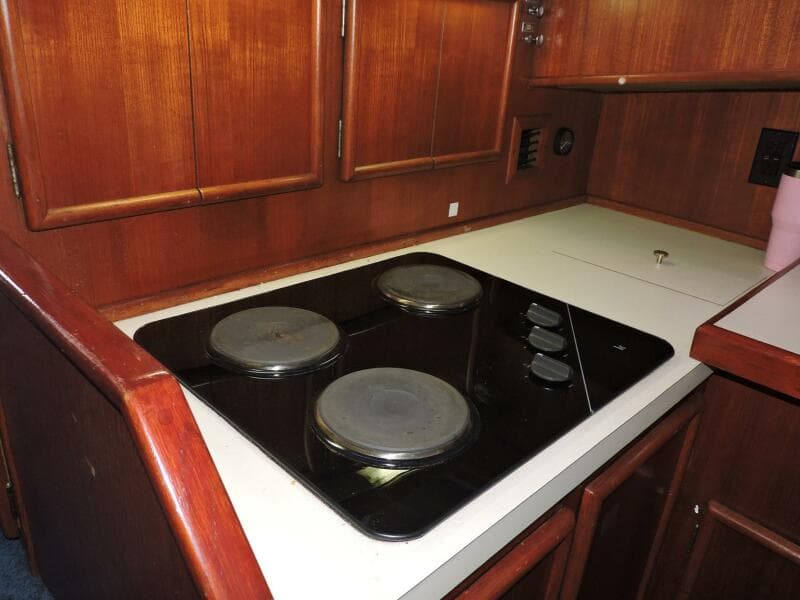 27 3 Burner Stove