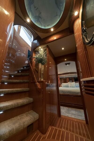 Foyer Landing