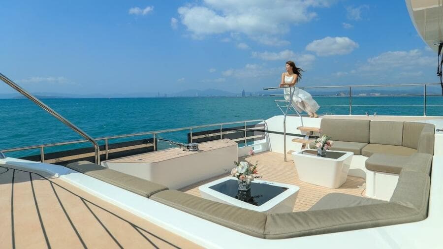 2026 Diamond Yachts EF56 Power Catamaran