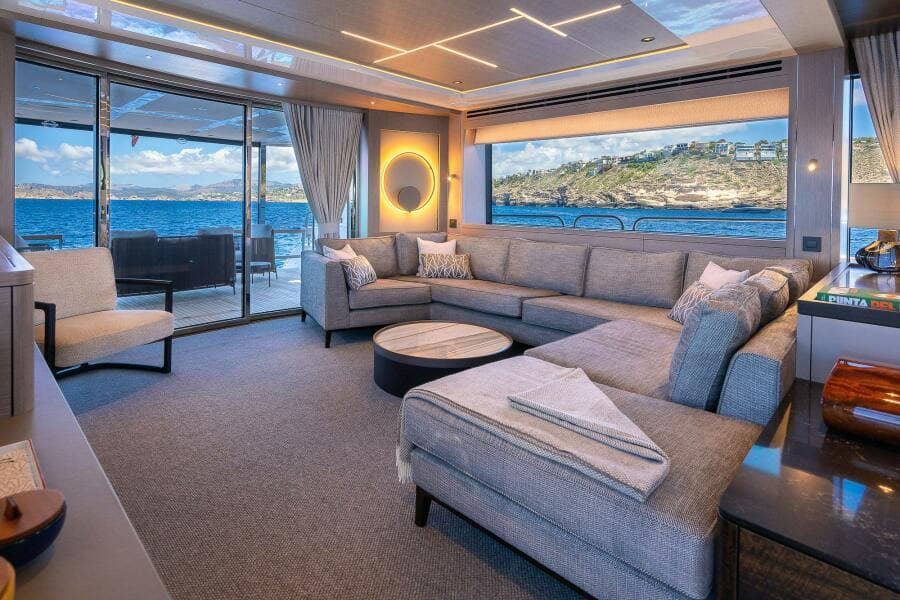2022 Sunseeker 