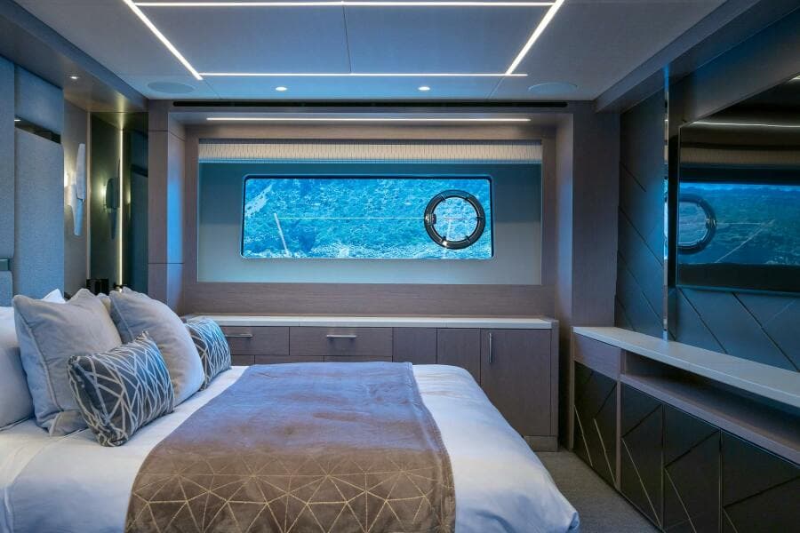 2022 Sunseeker 