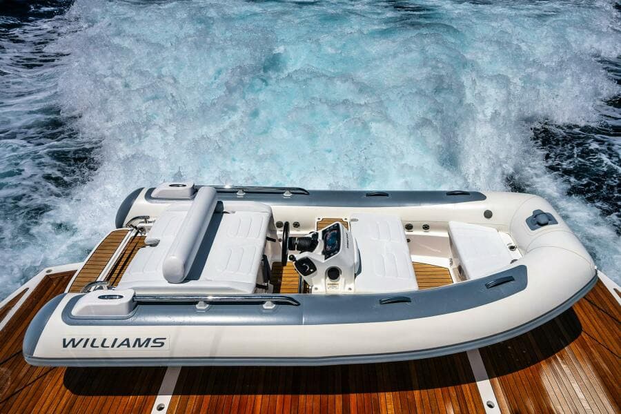 2022 Sunseeker 