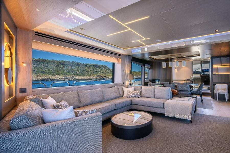 2022 Sunseeker 