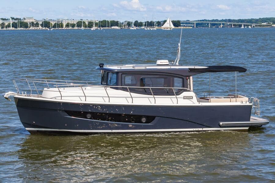 2023 El Pescador 35