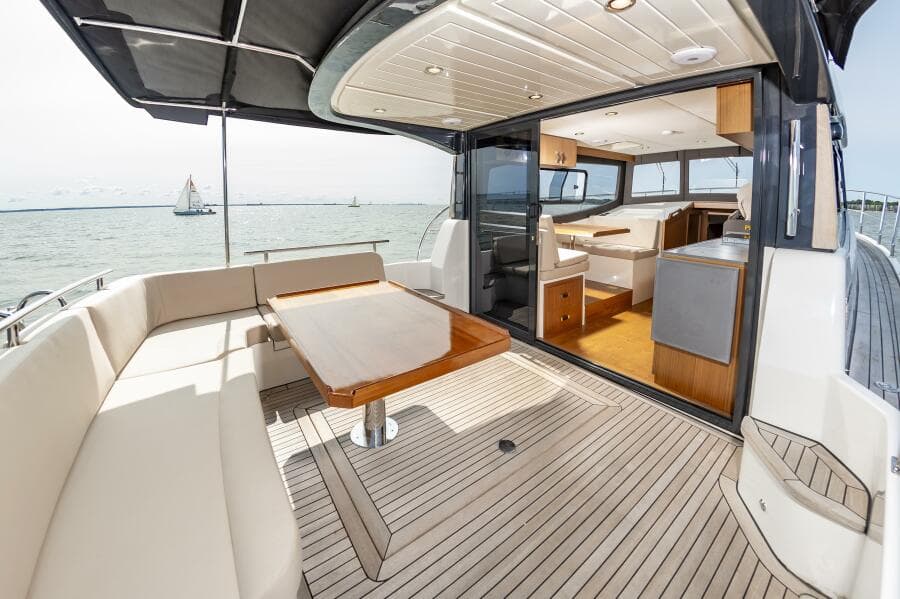 2023 El Pescador 35