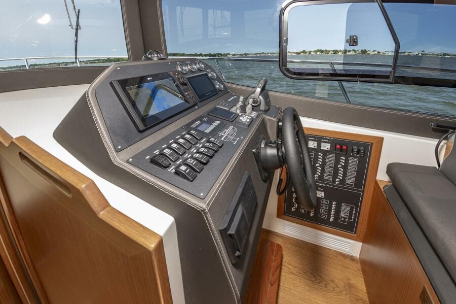 2023 El Pescador 35