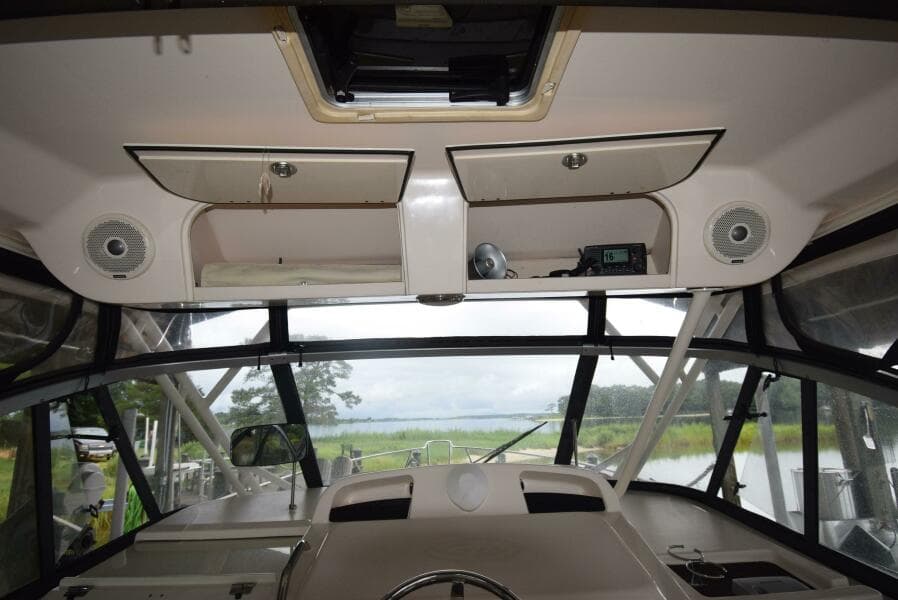 2016 Grady-White Express 330