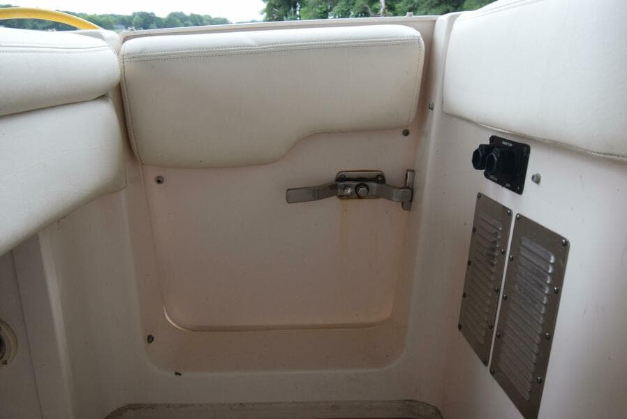 2016 Grady-White Express 330